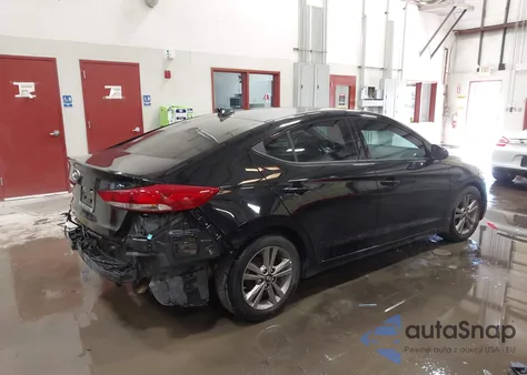 2018 Hyundai Elantra Value Edition z USA, uszkodzony, nr VIN 5NPD84LF0JH345941